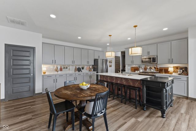 4252 Lauder Road, Bargersville, IN 46106