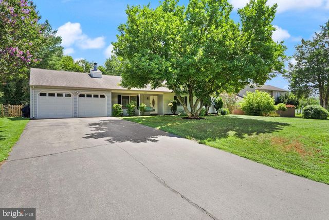 7471 CEDAR KNOLLS DR, Warrenton, VA 20187