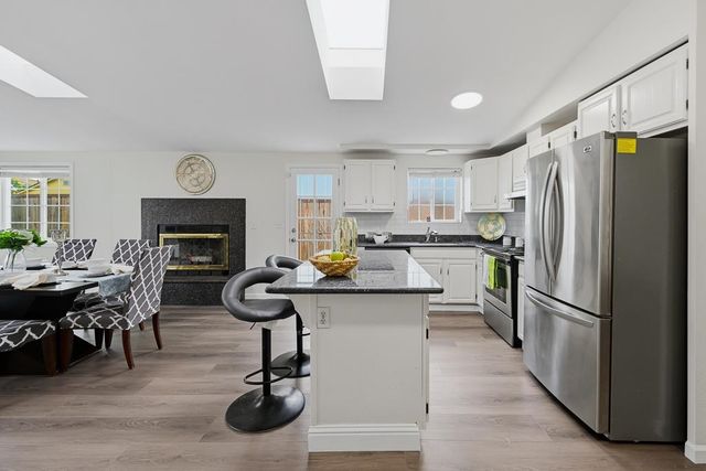 1722 Eveleth Ave, San Leandro, CA 94577