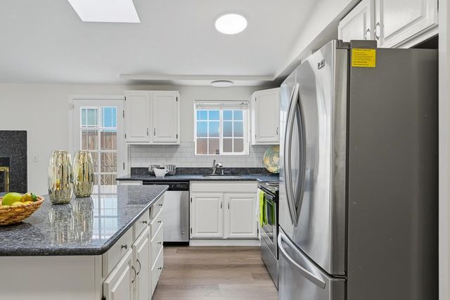 1722 Eveleth Ave, San Leandro, CA 94577