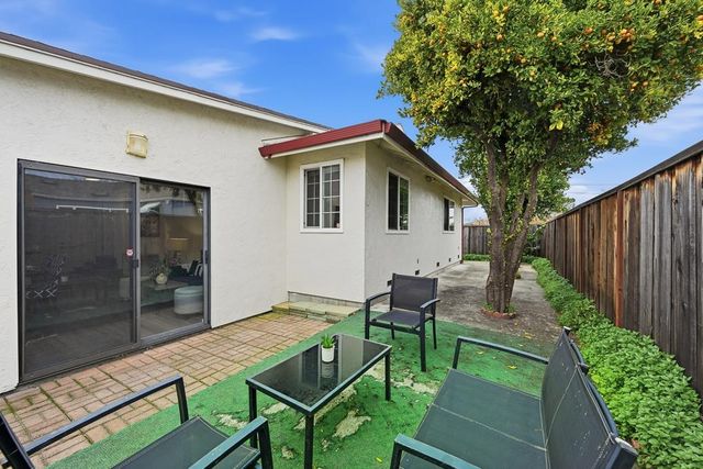 1722 Eveleth Ave, San Leandro, CA 94577