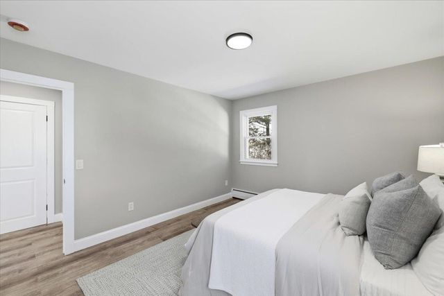 8 Park Drive, Bedford, NH 03110