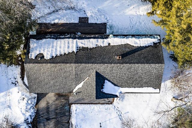 8 Park Drive, Bedford, NH 03110