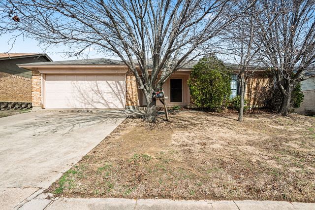 6461 Westridge Drive, Watauga, TX 76148