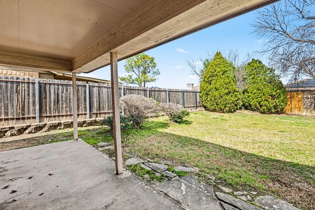 6461 Westridge Drive, Watauga, TX 76148