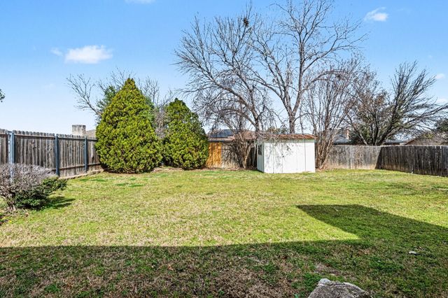 6461 Westridge Drive, Watauga, TX 76148