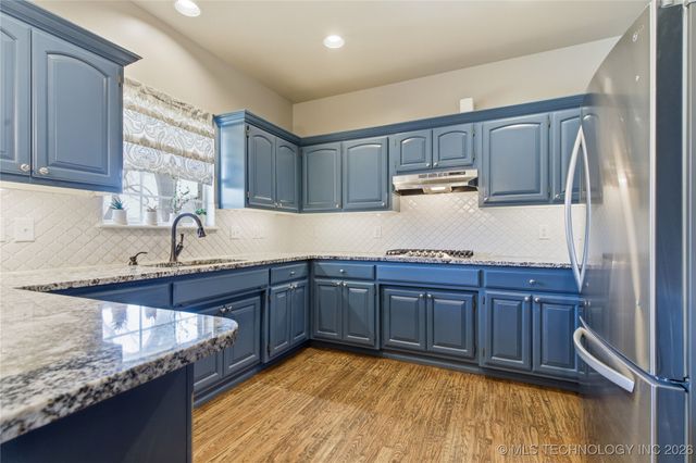 9208 N 103rd East Place, Owasso, OK 74055