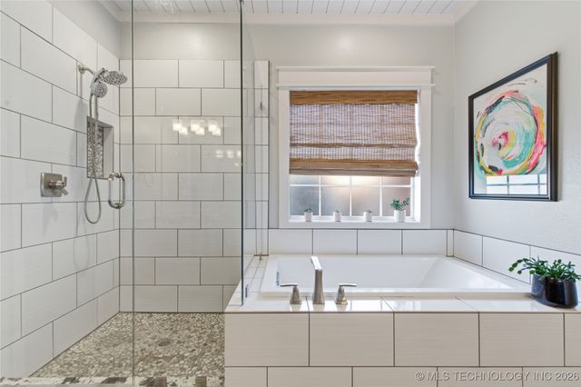 9208 N 103rd East Place, Owasso, OK 74055