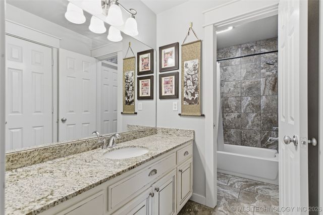 9208 N 103rd East Place, Owasso, OK 74055