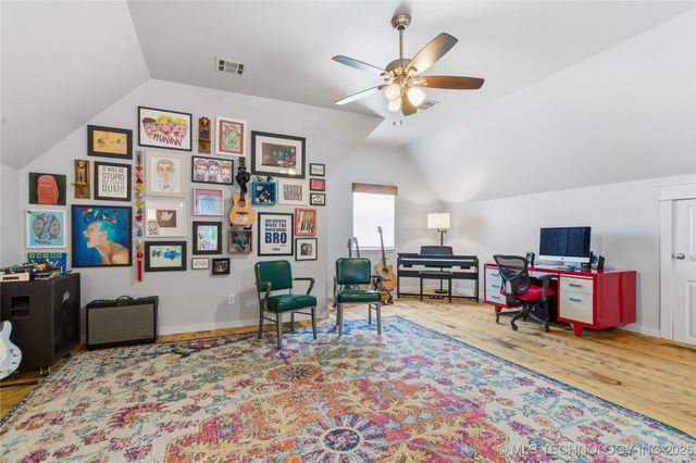 9208 N 103rd East Place, Owasso, OK 74055