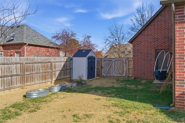 9208 N 103rd East Place, Owasso, OK 74055