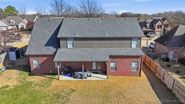 9208 N 103rd East Place, Owasso, OK 74055