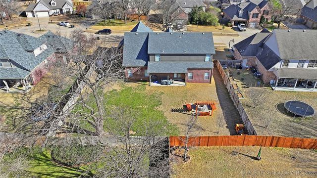 9208 N 103rd East Place, Owasso, OK 74055