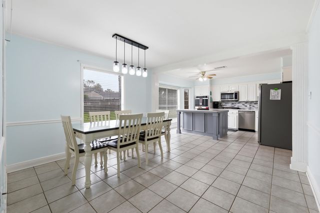 204 Midland Dr, Houma, LA 70360