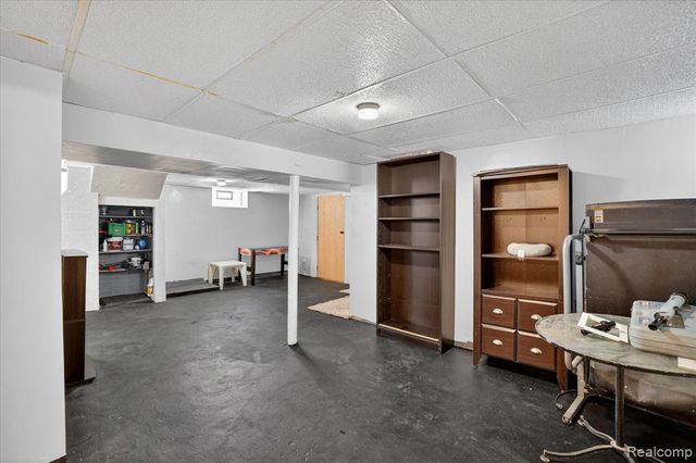 15802 Mansfield Street, Detroit, MI 48227