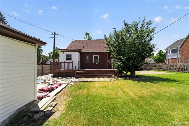15802 Mansfield Street, Detroit, MI 48227