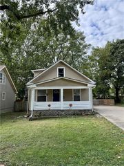 4724 Delmar Street, Roeland Park, KS 66205
