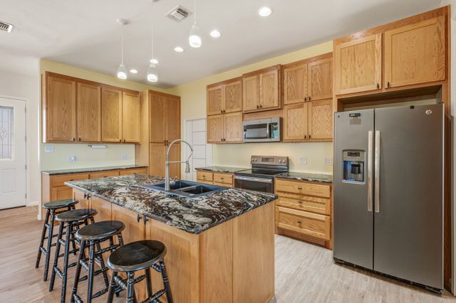 4323 Basswood Court, Granbury, TX 76049
