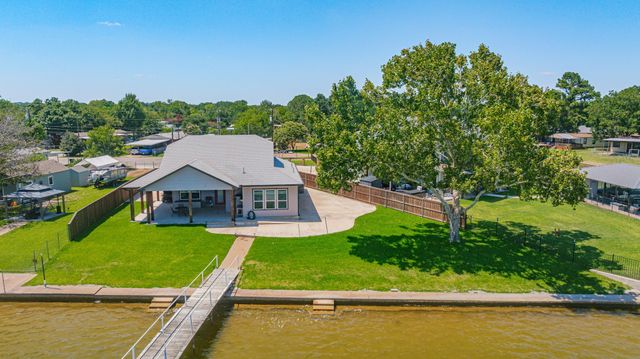 4323 Basswood Court, Granbury, TX 76049