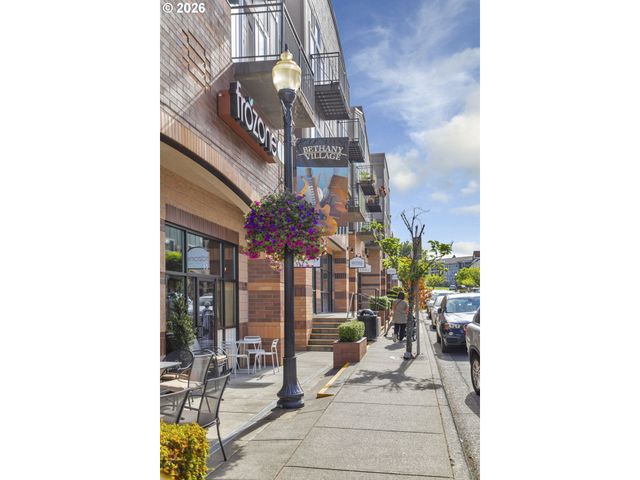 15058 Nw CENTRAL Dr 1009, Portland, OR 97229