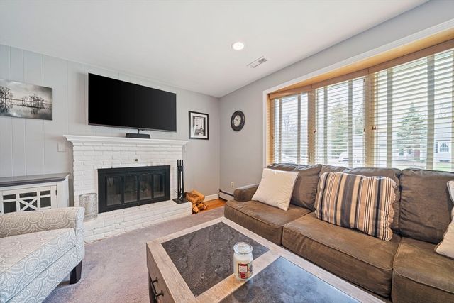 55 Benjamin Drive, Attleboro, MA 02703