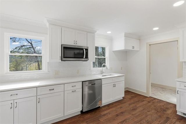 49 Apache Trail SW, Cartersville, GA 30120