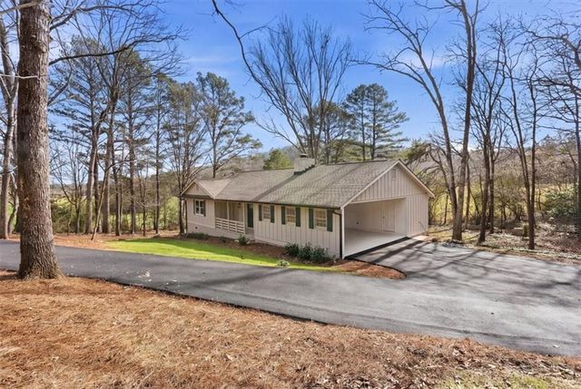 49 Apache Trail SW, Cartersville, GA 30120