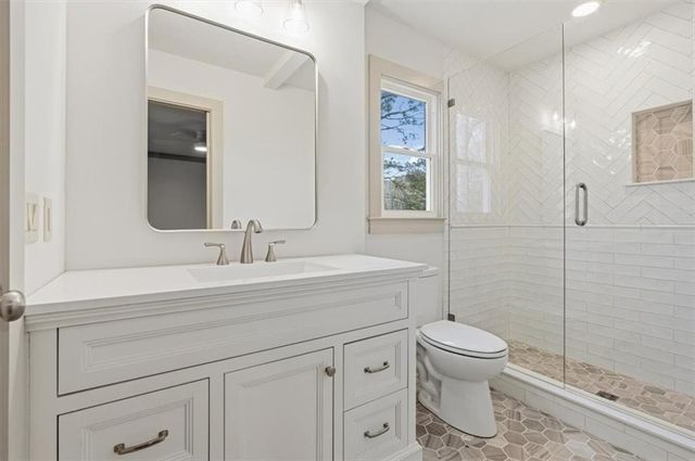 49 Apache Trail SW, Cartersville, GA 30120