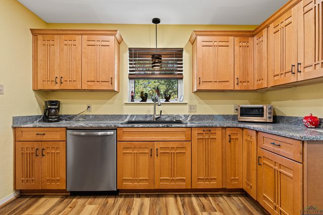 417 Pecan Court, Jefferson, TX 75657