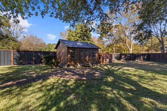 417 Pecan Court, Jefferson, TX 75657