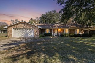 417 Pecan Court, Jefferson, TX 75657