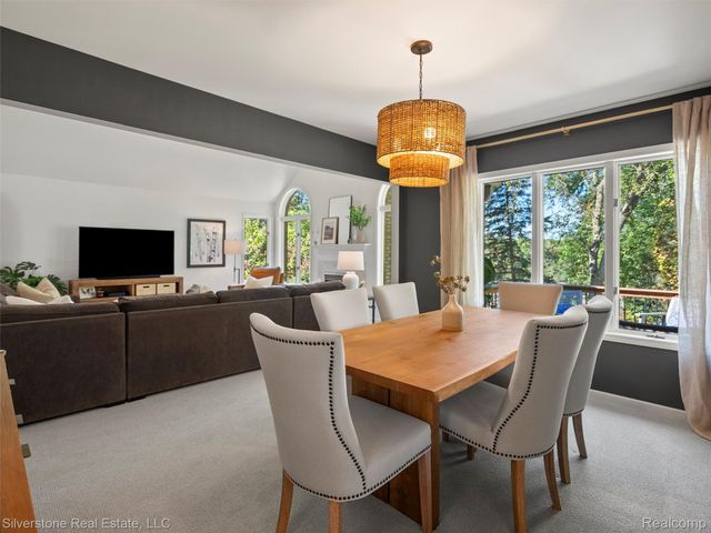 3439 Aquarious Circle, Oakland Charter Township, MI 48363