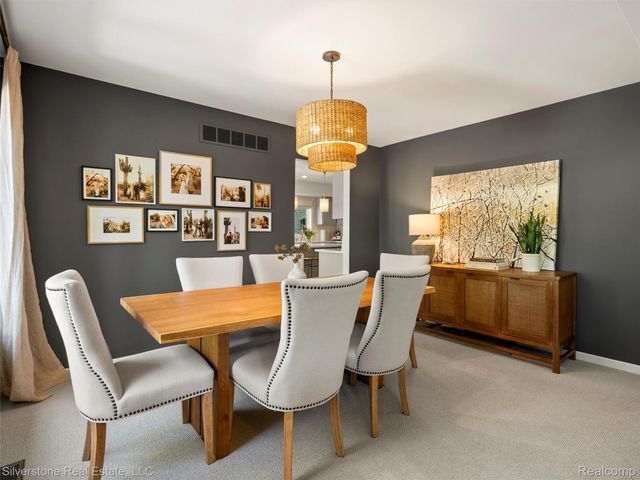 3439 Aquarious Circle, Oakland Charter Township, MI 48363