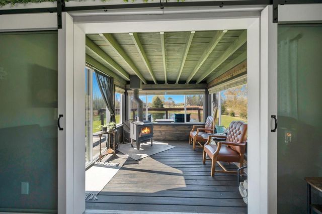 930 COUNTY ROAD J, Little Suamico, WI 54141