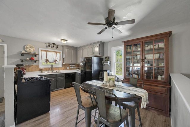 930 COUNTY ROAD J, Little Suamico, WI 54141