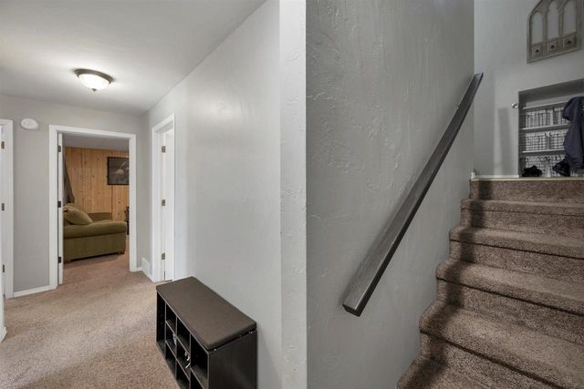 930 COUNTY ROAD J, Little Suamico, WI 54141
