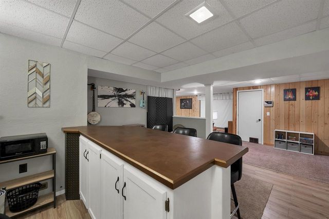 930 COUNTY ROAD J, Little Suamico, WI 54141