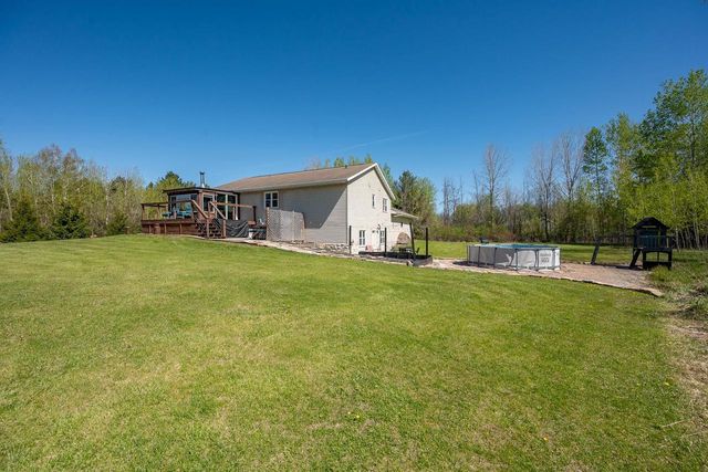 930 COUNTY ROAD J, Little Suamico, WI 54141