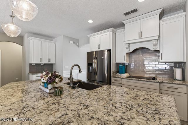 97382 HARBOR CONCOURSE Circle, Fernandina Beach, FL 32034