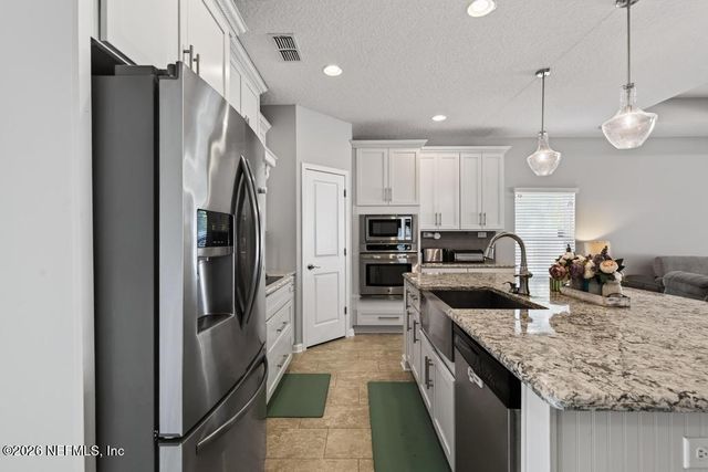 97382 HARBOR CONCOURSE Circle, Fernandina Beach, FL 32034