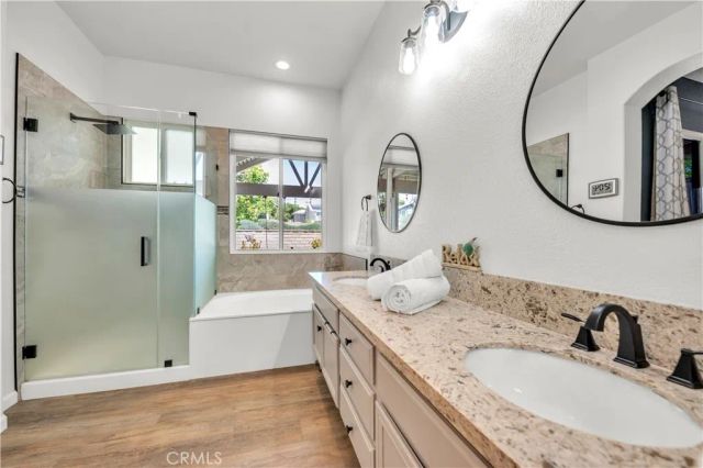 23476 Bending Oak Court, Murrieta, CA 92562