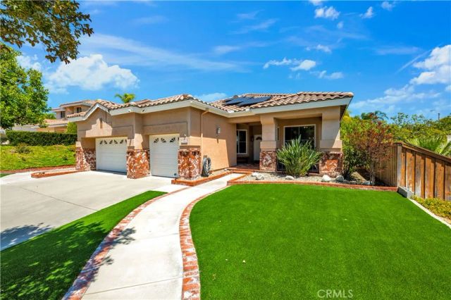 23476 Bending Oak Court, Murrieta, CA 92562