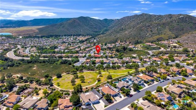 23476 Bending Oak Court, Murrieta, CA 92562
