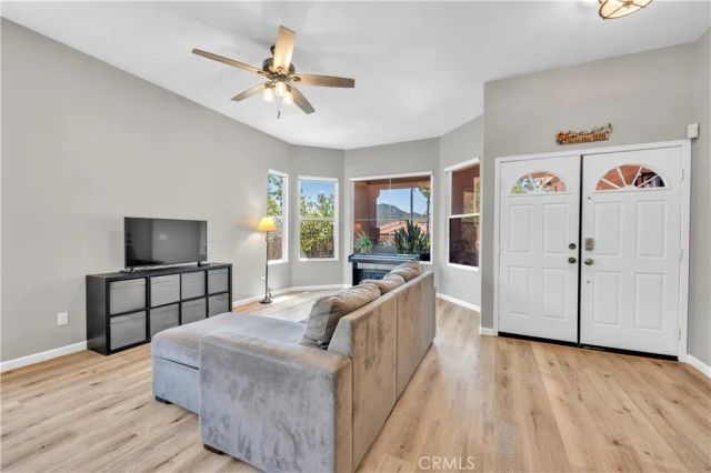 23476 Bending Oak Court, Murrieta, CA 92562