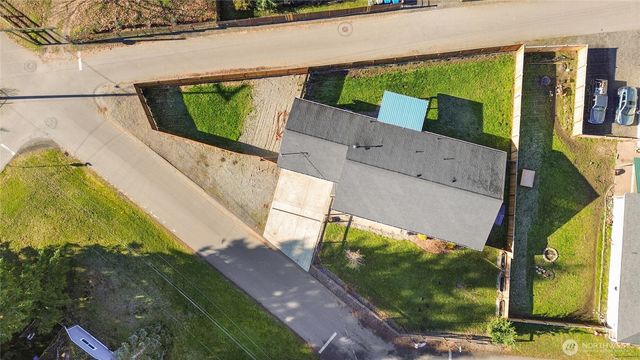 181 Coal Avenue, Carbonado, WA 98323