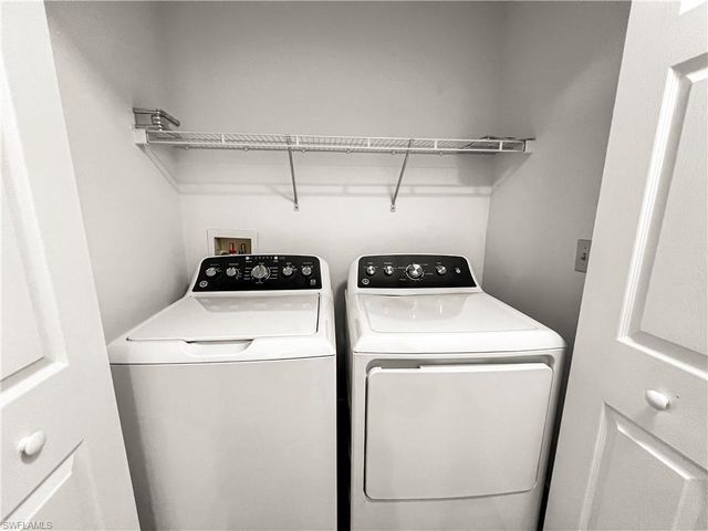 9297 Aegean CIR, Lehigh Acres, FL 33936