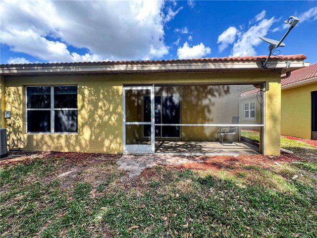 9297 Aegean CIR, Lehigh Acres, FL 33936