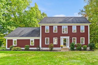 46 Blanchard Rd, Grafton, MA 01519