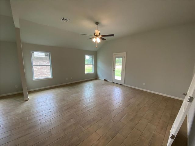 20652 Brush Creek Boulevard, Harrah, OK 73045