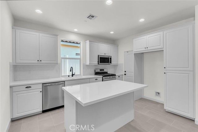 7420 Desert Sky Drive, Yucca Valley, CA 92284